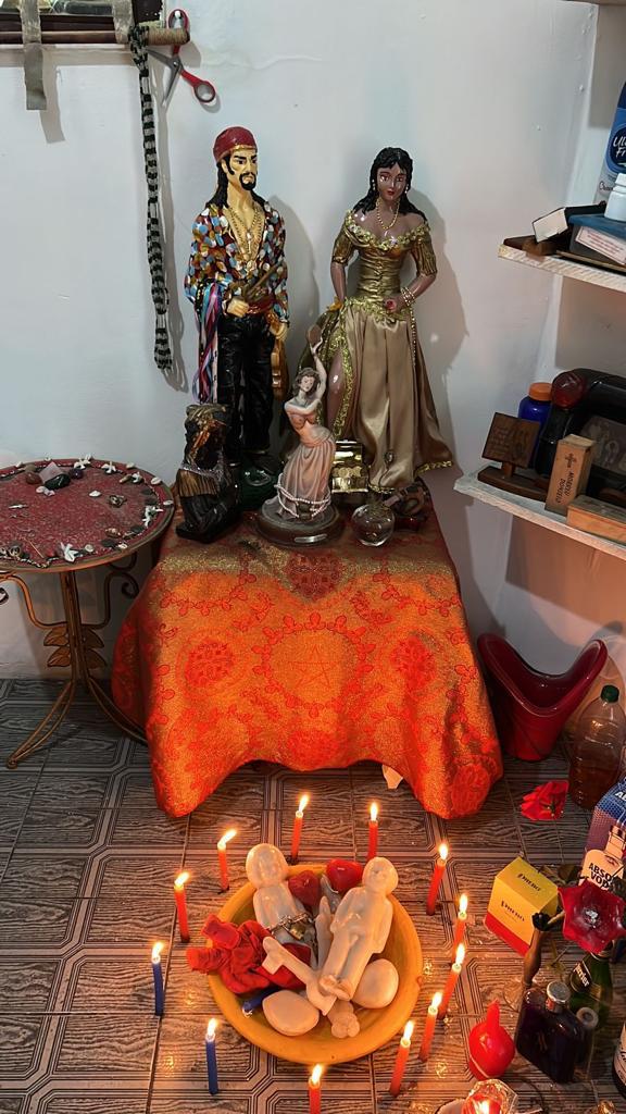 Professora Elizabete Cartomante