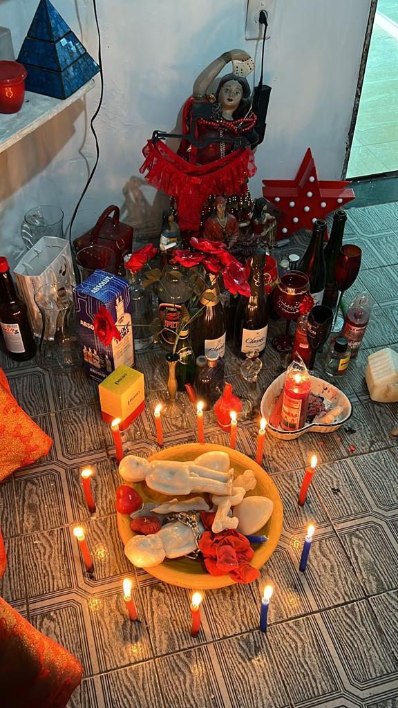 Professora Elizabete Cartomante